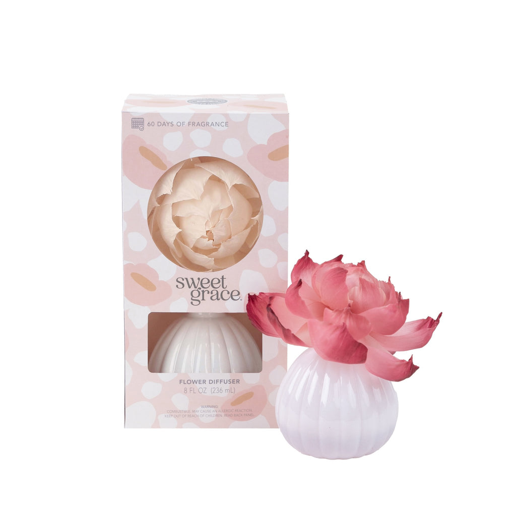 Bridgewater Candle Company - Sweet Grace Flower Diffuser - Helen of New York